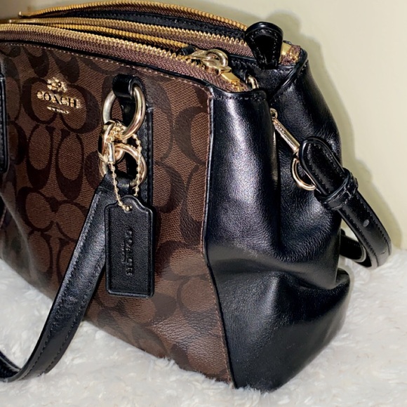 SOLD - Picture 2 of 8